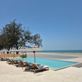 Riva Hua Hin, hotel in Ban Khao Takiap