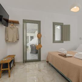 Luaz Naxian Living 2