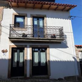 Casa das Romãs, hotel in Torre de Moncorvo
