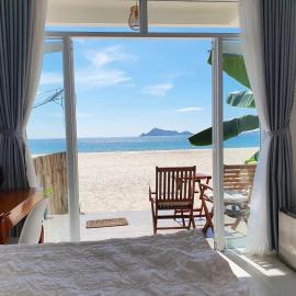Ocean Breeze Bungalow, hotel in Sông Cầu