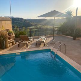 Ta’ Giljan B&B Gozo, hotel a Xagħra