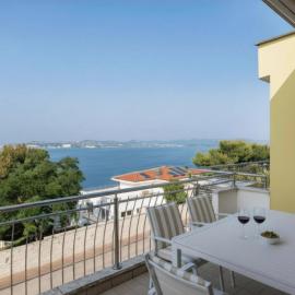 Skiper Apartments & Golf Resort, Apartment HORTENZIJA، فندق في سافودريا