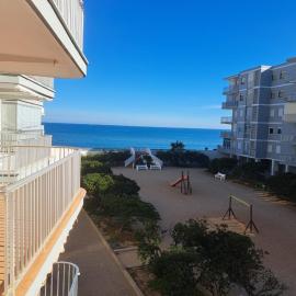 Pet Friendly Apartment Playa Tavernes, hotell i Tavernes de Valldigna