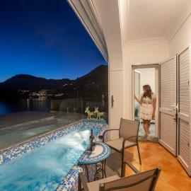 Amalfi Coast - Marianna House Sea View - Jacuzzi Relax & Free Parking، فندق في برايانو
