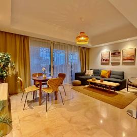 Modern and cozy CFC apartment