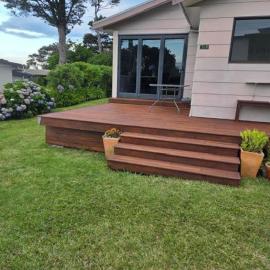 Matakana South Beach - Family retreat with boat parking