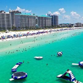 Seascape 1BR Villa Sleeps 4 Close to Beach, hotel u gradu Destin