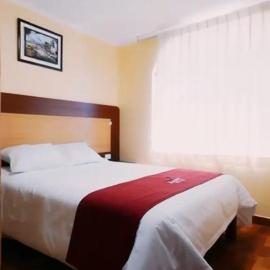 Kaypi Yireh, hotel Cabanacondéban