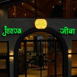 Jeeva Premium Rooms