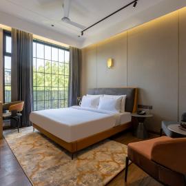 Saltstayz Premier - Noida, Near Sector 18 Metro station