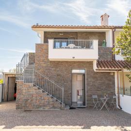 Sweet Holidays - camera privata a 10 mt dal mare di La Caletta