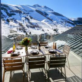 Chalet Luxe - vue imprenable sur les montagnes, hotel din Les Deux Alpes