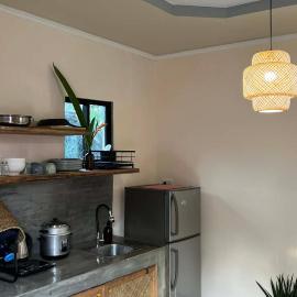 Newly Built 2BR House in the heart of General Luna, hotel in Catagnan