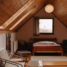 Domek gdzie śpią żurawie, hotel a Szymbark
