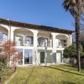 MORA- MORA casa nel verde tra lago Sirio e Ivrea, hotel in Ivrea
