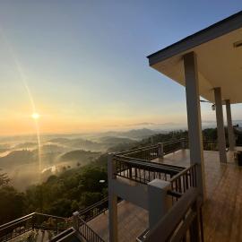 Tsuya Hill Private Mountain View Villa, Chiang Rai, hotel in Mae Chan