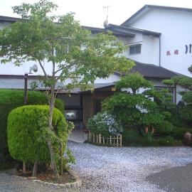 Family Ryokan Kawakyu with Showa Retro, private hot spring, hotel a Ibusuki