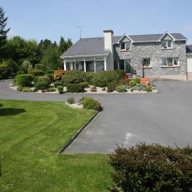 Carrowntober House B & B, Hotel in Oughterard