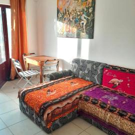 Cozy Bay Little Apartment, hotel v destinaci Beirona