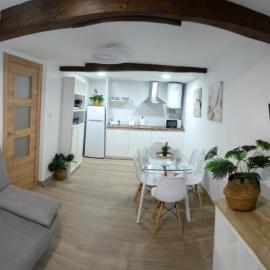 Apartamentos California, hotel in Béjar