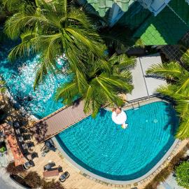 The Taksim Royal Beachfront Resort, hotell i Patong Beach