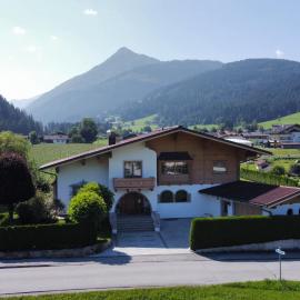 Das Landhaus - Großzügiges Ferienhaus in Altenmarkt