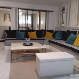 Large Studio in a cozy house, hotel in Ormesson-sur-Marne