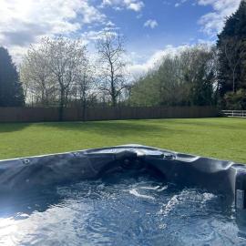 Marzion House with Hot Tub
