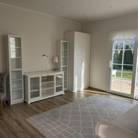 Light-Filled Terrace Studio, Netflix, Smart Home, Frankfurt 40 min, hotel in Schlüchtern