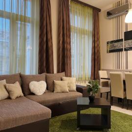 Des!ng Apartments FashionStreet, хотел в Будапеща