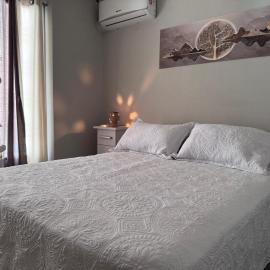Departamento en planta baja con patio y estacionamiento - Sexta Sección, Mendoza, hotel in La Cieneguita