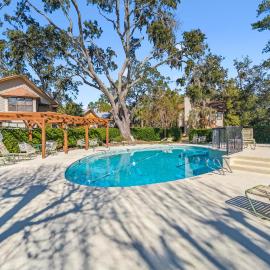 Harbour Oaks, Unit 419, hotel in Saint Simons Island
