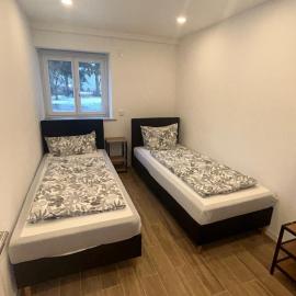 Casita 2, hotel u gradu Essenbach