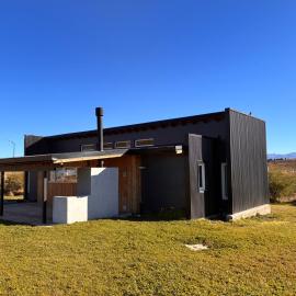 moderna casa rural con encanto patagónico, готель у місті Діна Гуапі