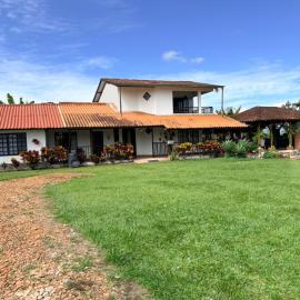 Finca Campestre J&J, hotel in Quimbaya