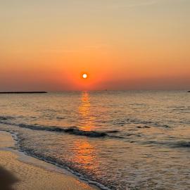 Wind Haus Beachfront Villa, Hotel in Ban Hat Chao Samran