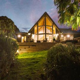 Monterey House by SANA