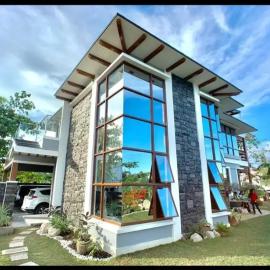 Aesthetic Luxury Estate near BGC and AIRPORT
