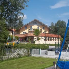 Hotel Mutz Garni, ξενοδοχείο σε Inning am Ammersee