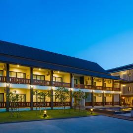 Sri Anan Pura Hotel