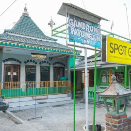 Hotel O Gandrung Payungan Family InnNearStasiun Banyuwangi Kota, hotel a Giri