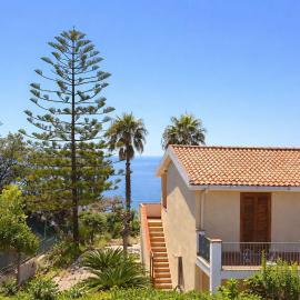 Panoramic Terrace -Relax a 5 minutes from Riviera, hotel in San Nicola Arcella