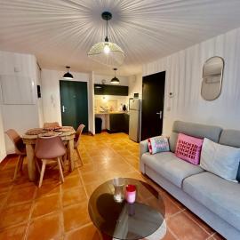 Cavaillon में, होटल Charmant appartement lumineux avec terrasse