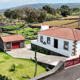 Casa da Hortênsia Roxa by Ponta Negra Azores