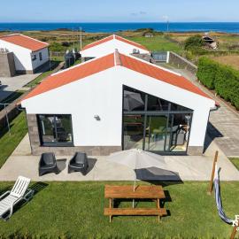 Wine House by Ponta Negra Azores, hotel em Altares