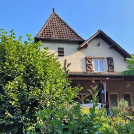 Gîte familial avec jardin privatif - près de Rocamadour et Padirac