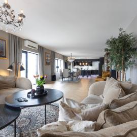 Spectacular 186 sqm luxury apt -prime location, hotel in Ålesund