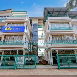 FabHotel High Five - Nr Vagator Beach, Hotel in Assagao