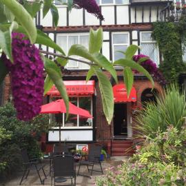 The Fairmile, hotelli kohteessa Lytham St Annes