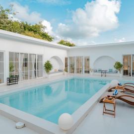 EKOSTAY Gold - Ark Stone Villa, ξενοδοχείο σε Alibaug